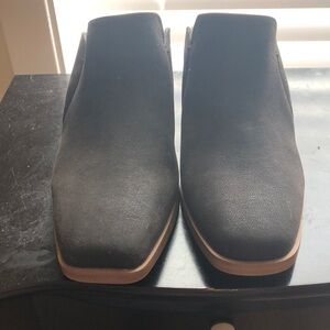 Mia Girl black slip on shoes with short heel size 8.5